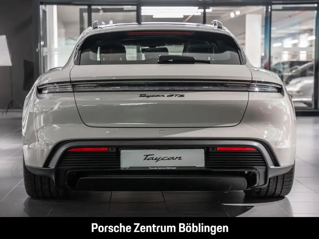 Porsche Taycan GTS Sport Turismo - Thumbnail 9