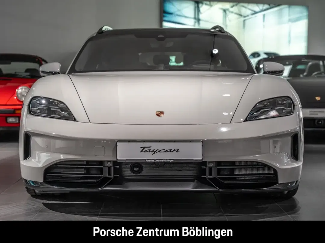 Porsche Taycan GTS Sport Turismo - Thumbnail 6