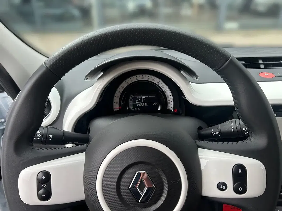 Renault Twingo Electric AUT - Thumbnail 9