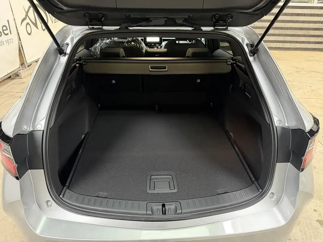 Suzuki Swace Hybrid 1.8 CVT - Thumbnail 10