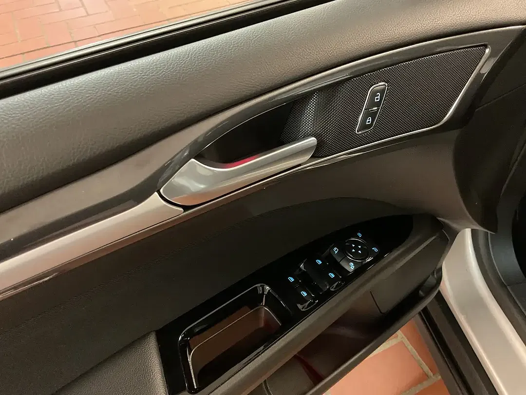 Ford Mondeo 2.0 EcoBlue - Thumbnail 11