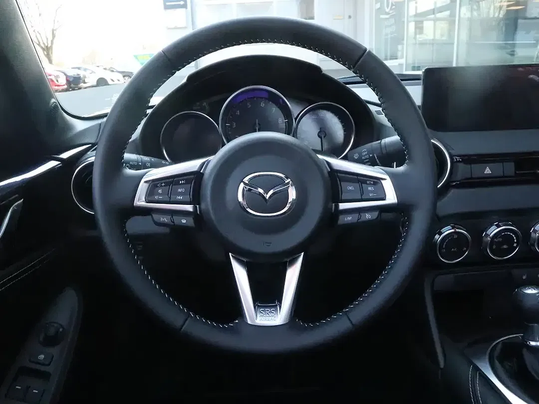 Mazda MX-5 Exclusive-Line - Thumbnail 13