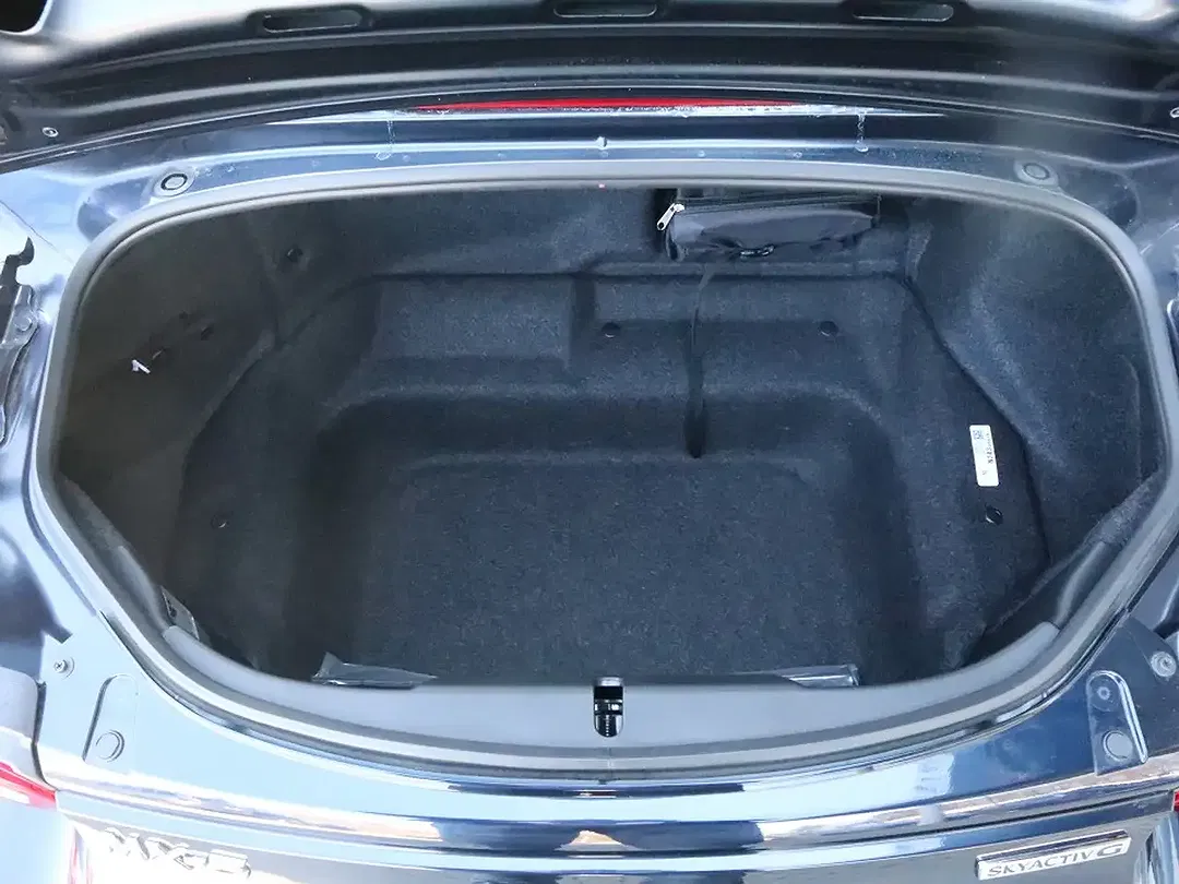 Mazda MX-5 Exclusive-Line - Thumbnail 5