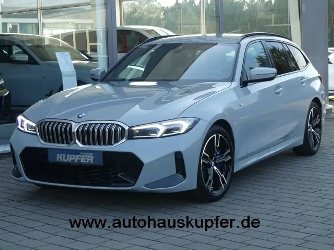 BMW 320 Touring M Sport - Afbeelding 1