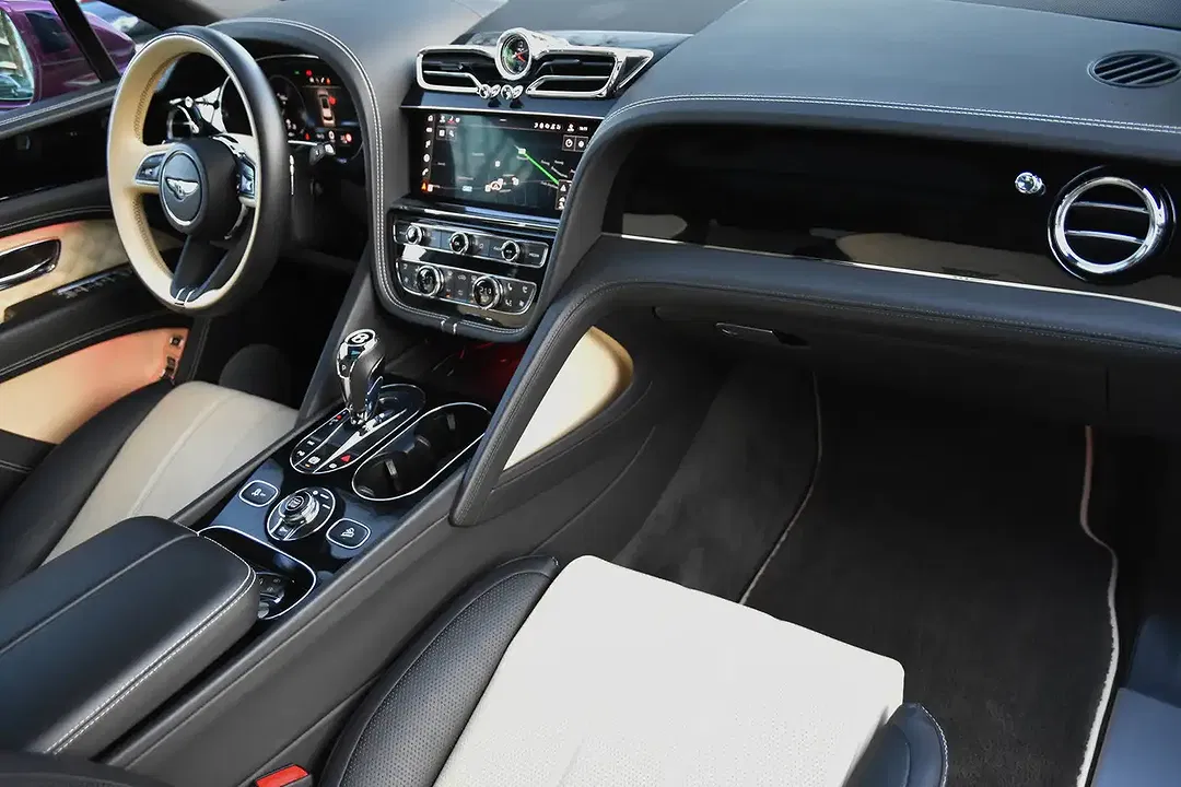 Bentley Bentayga 4.0 V8 S Mulliner - Thumbnail 7