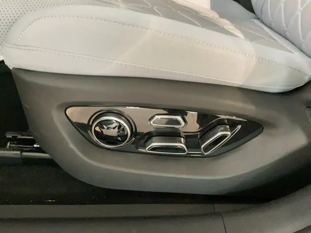 BYD Sealion 7 AWD Excellence - foto 13