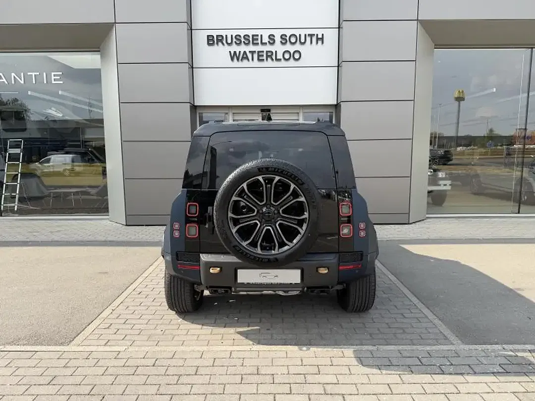 Land Rover Defender P635 OCTA 110 - Thumbnail 6