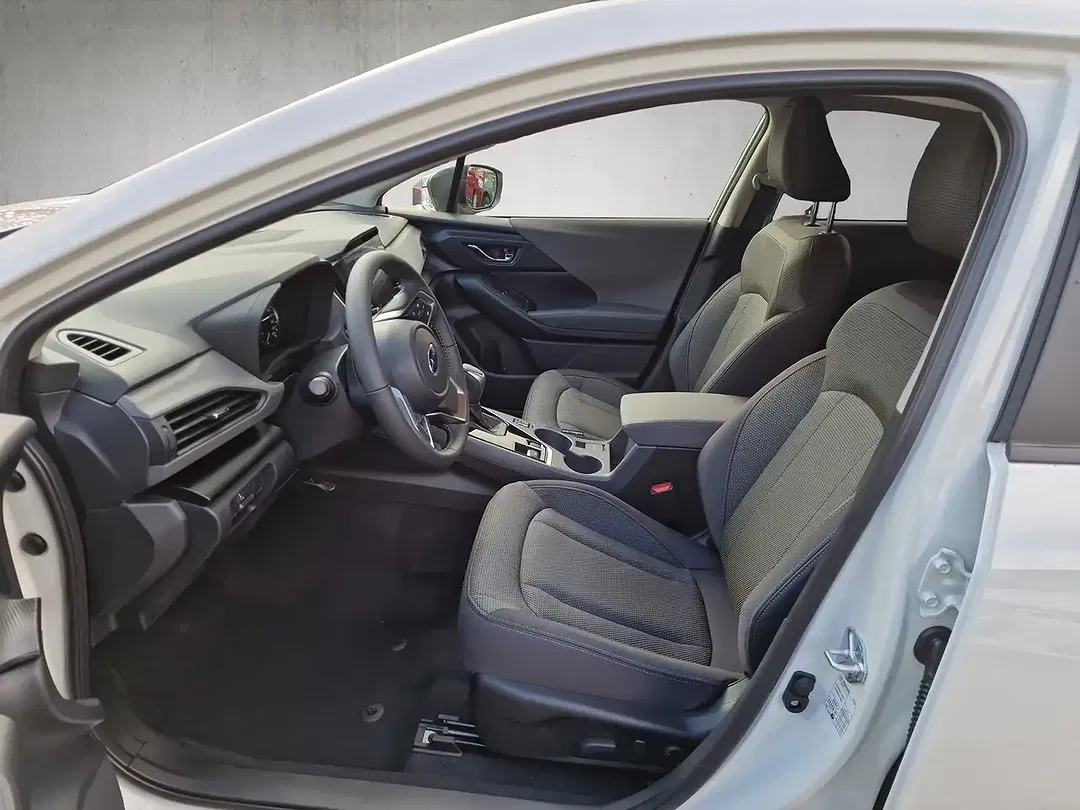 Subaru Crosstrek Active - Thumbnail 10