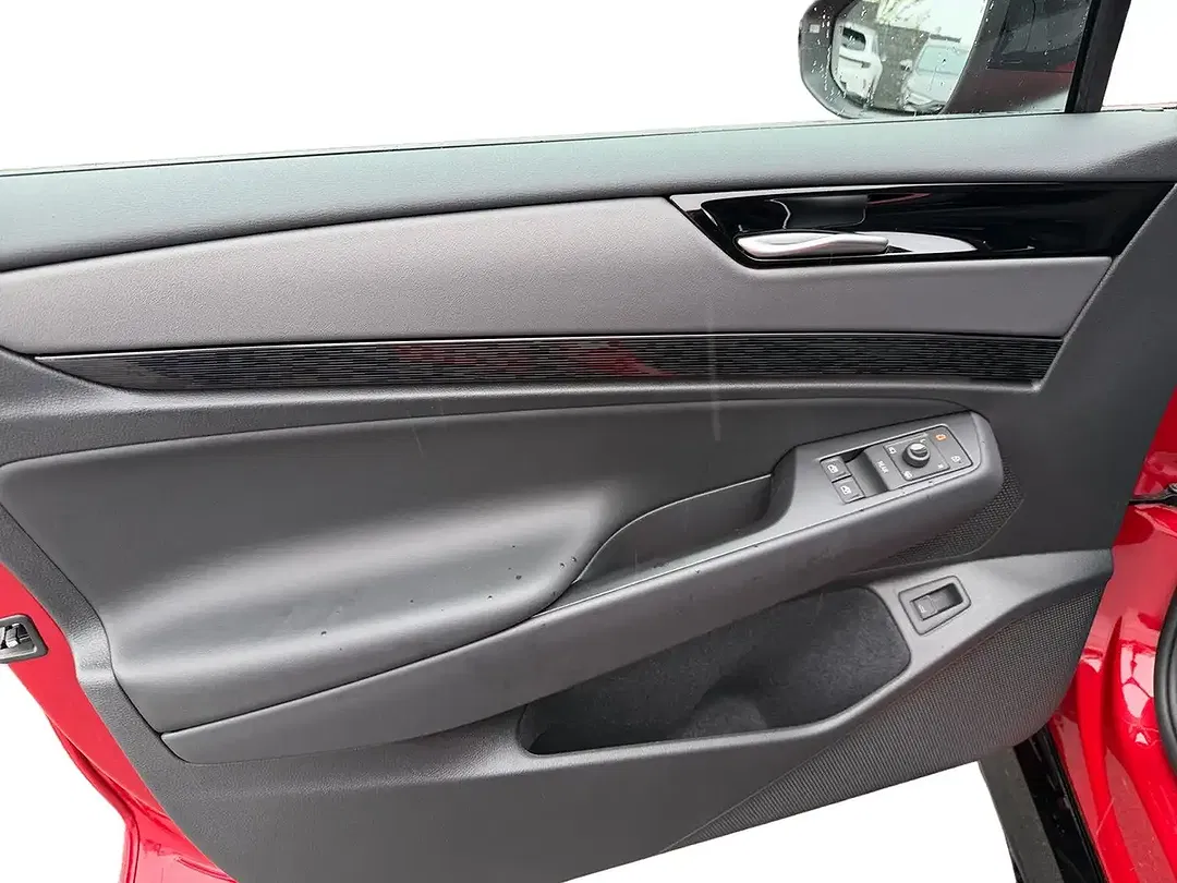 Volkswagen ID.7 Pro - Thumbnail 14