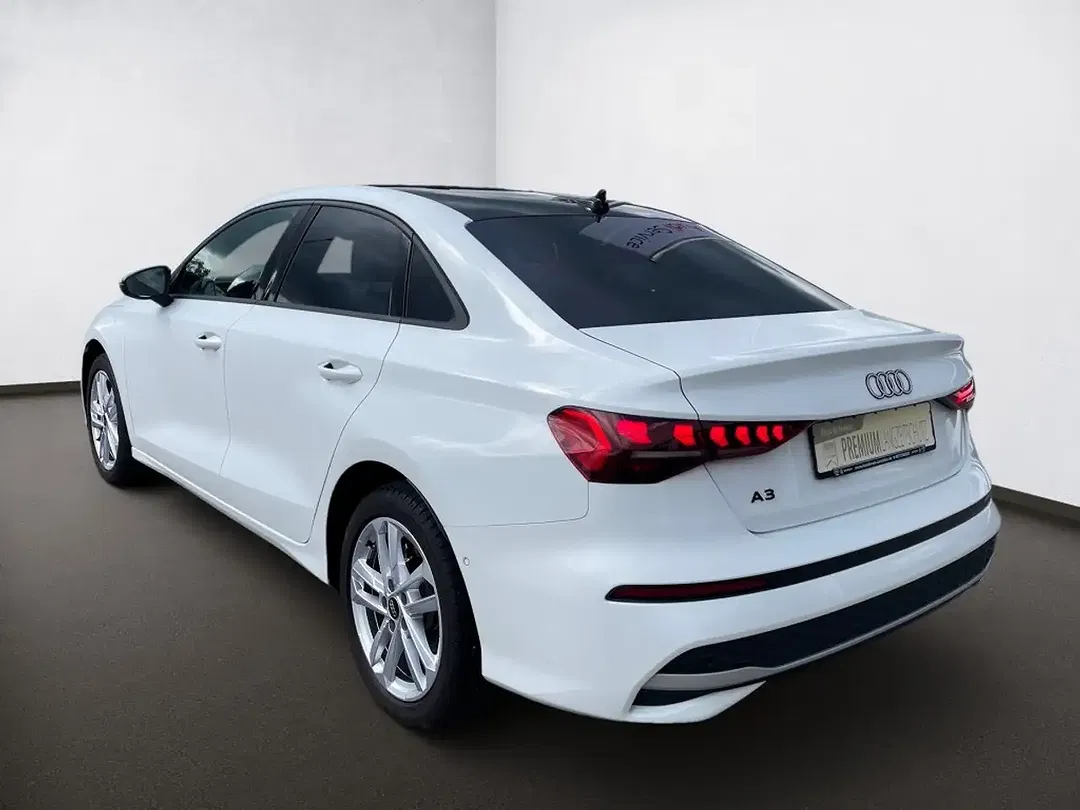 Audi A3 30 TFSI advanced - Thumbnail 3