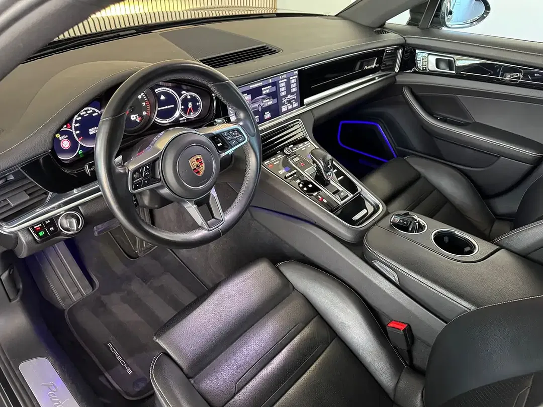 Porsche Panamera 4 Edition - Thumbnail 10