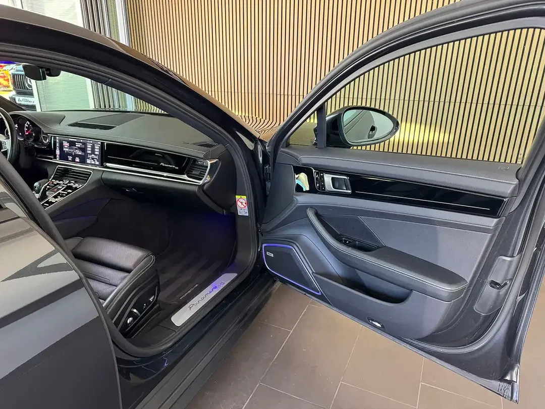 Porsche Panamera 4 Edition - foto 15