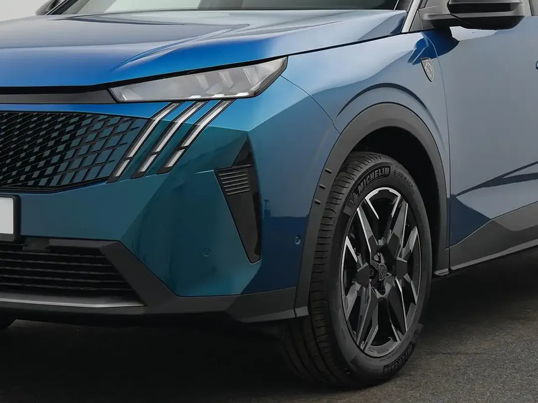 Peugeot 3008 145 e-DSC6 Hybrid GT - Thumbnail 6