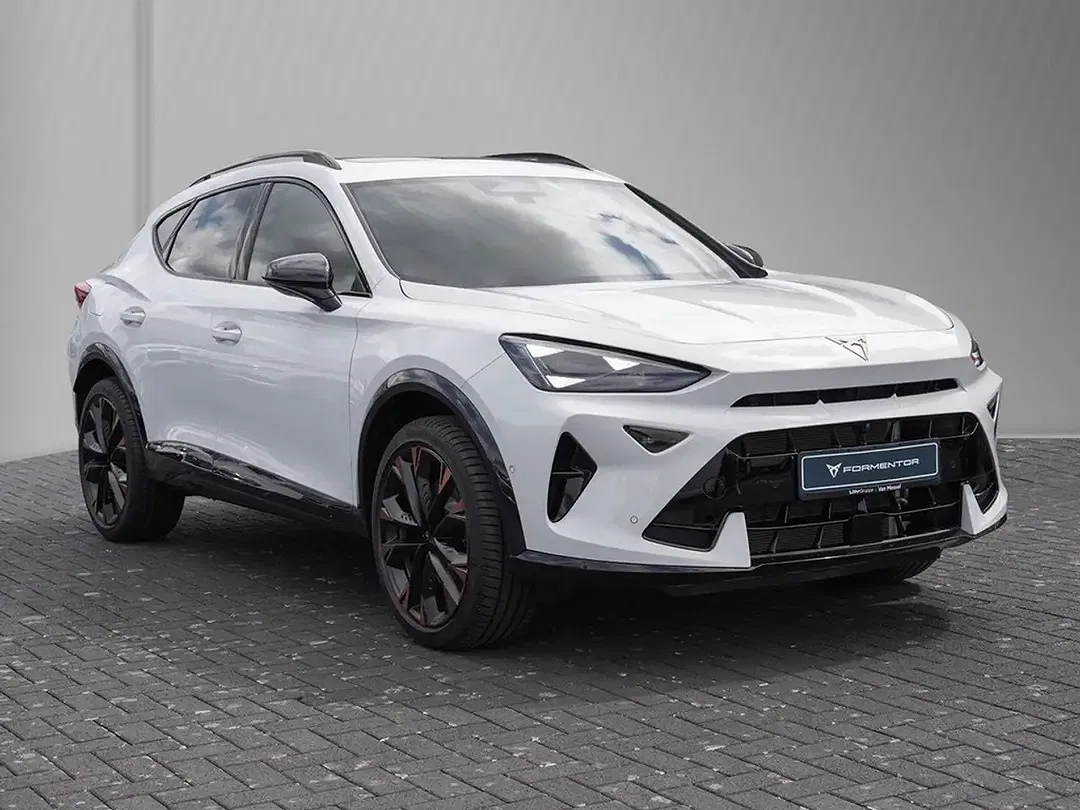 CUPRA Formentor PHEV VZ1 - Thumbnail 3