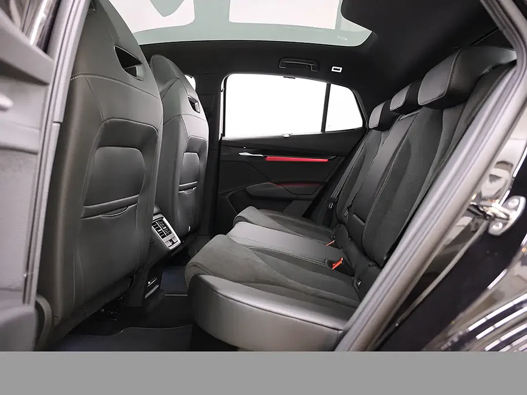 Skoda Enyaq 60 Coupé Sportline - Thumbnail 14