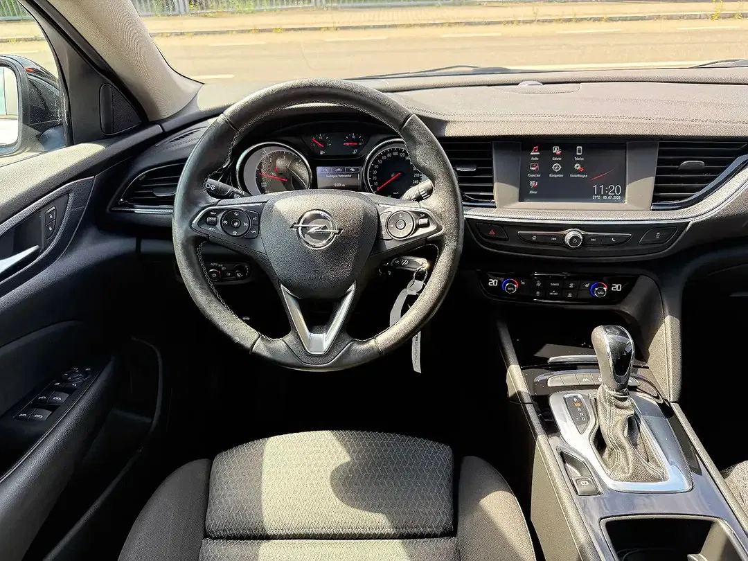 Opel Insignia - Thumbnail 10