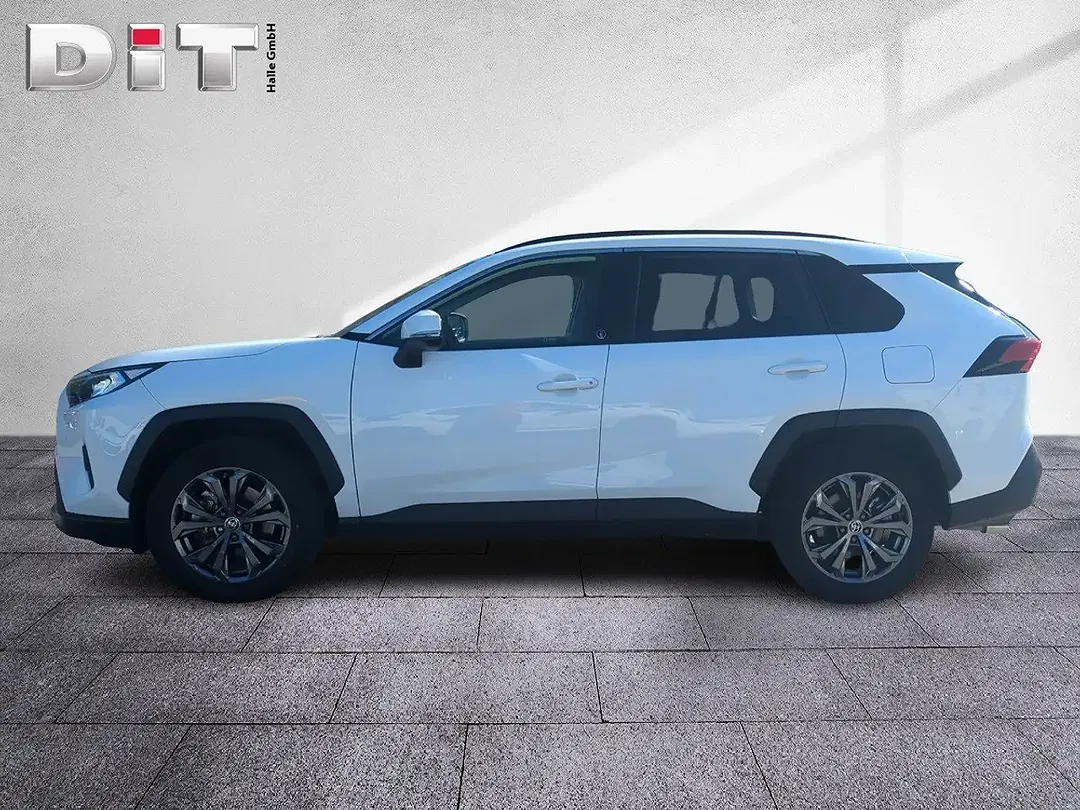 Toyota RAV 4 Team Deutschland - Thumbnail 3