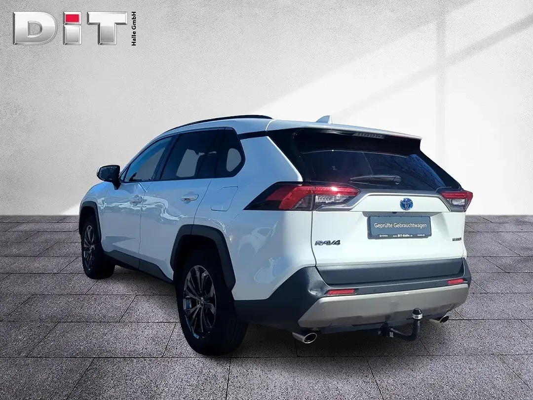 Toyota RAV 4 Team Deutschland - Thumbnail 5