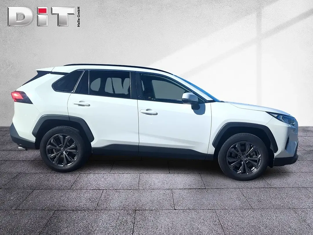 Toyota RAV 4 Team Deutschland - Thumbnail 7