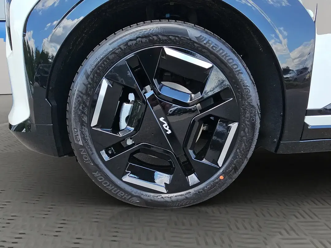Kia EV3 GT-Line - Thumbnail 9