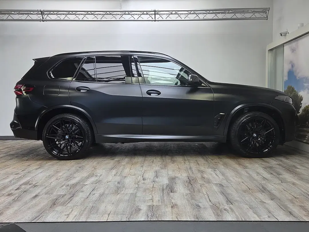 BMW X5 M Competition - Thumbnail 4