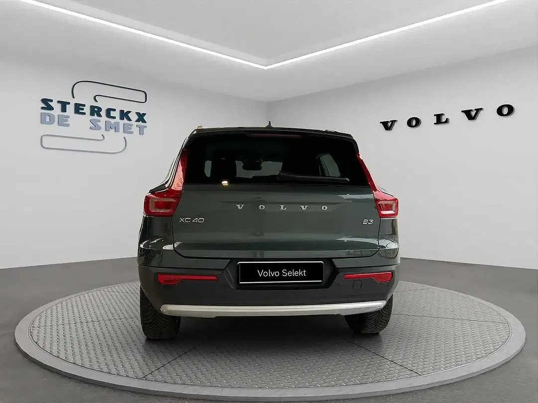 Volvo XC40 B3 MHEV Core - Thumbnail 5