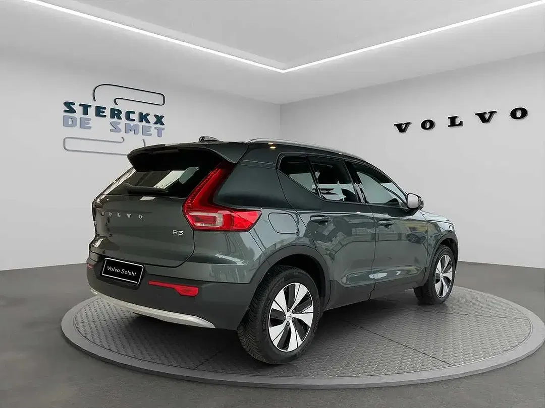 Volvo XC40 B3 MHEV Core - Thumbnail 6