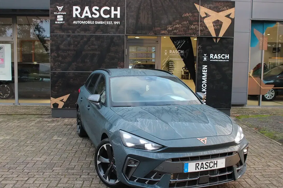 CUPRA Leon 1.5 eTSI DSG Sportstourer - Thumbnail 2