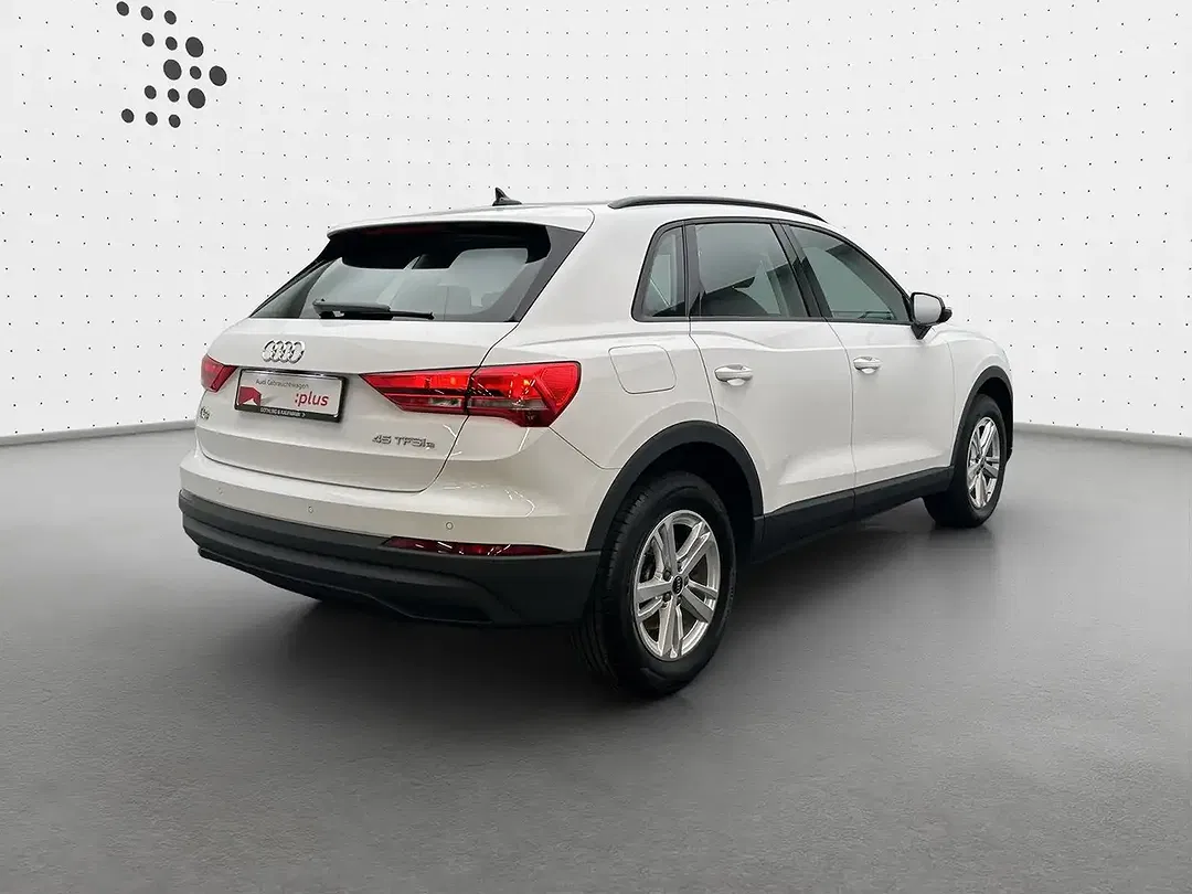 Audi Q3 45 TFSI e - foto 2