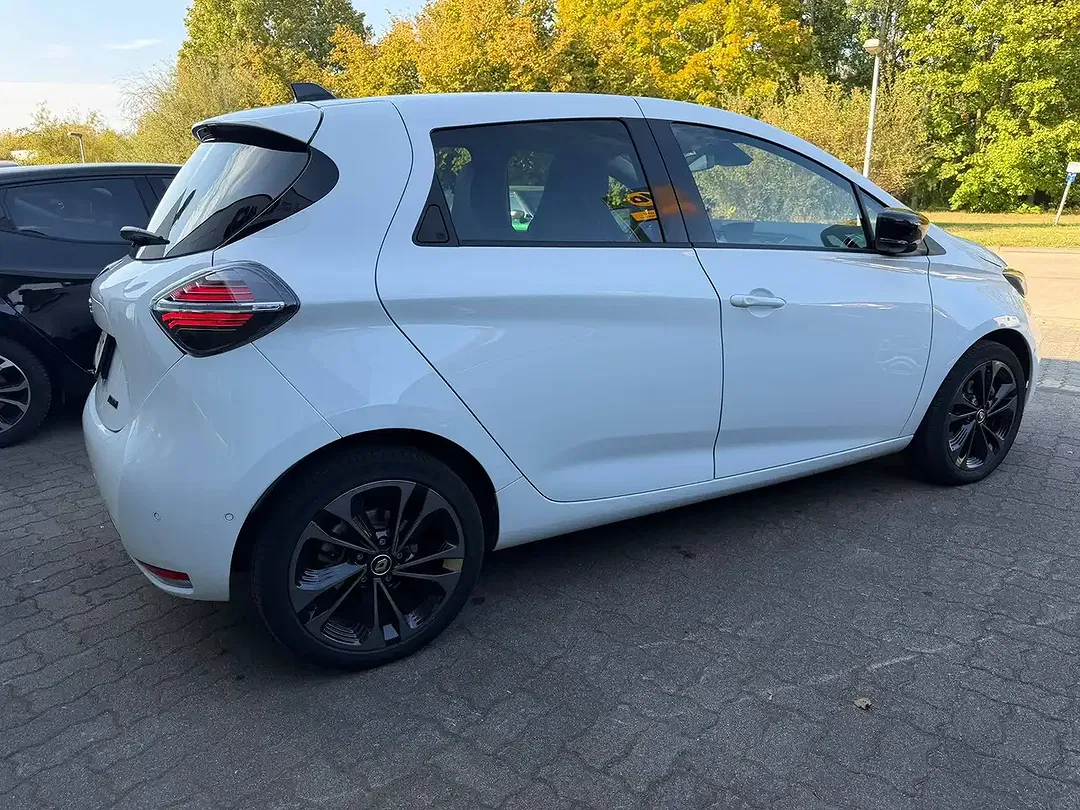 Renault ZOE EV50 Iconic - Thumbnail 4