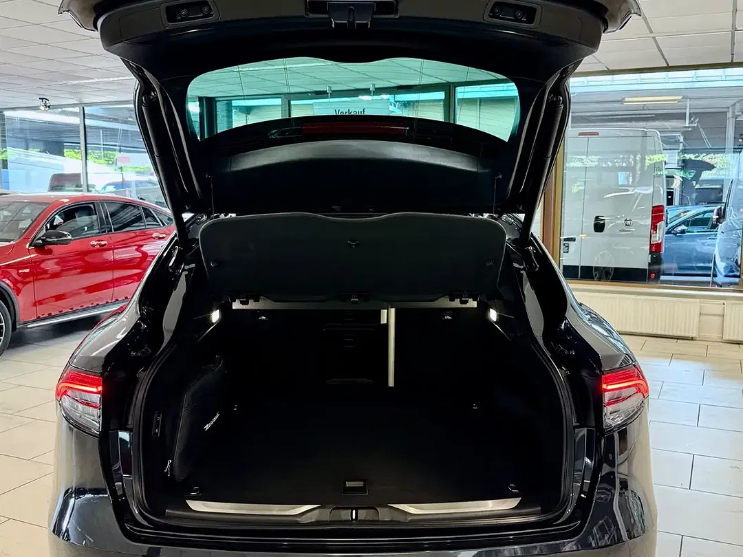 Maserati Levante 3.0 Q4 GranLusso - Thumbnail 11