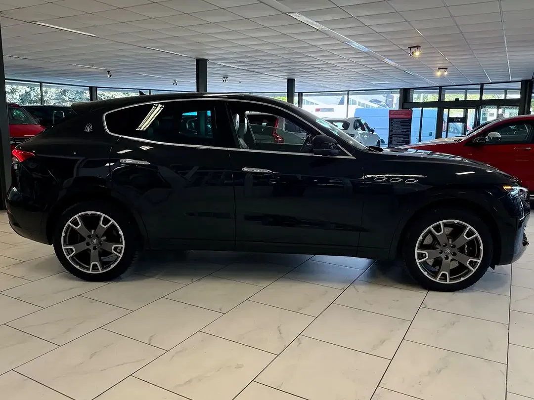 Maserati Levante 3.0 Q4 GranLusso - foto 15