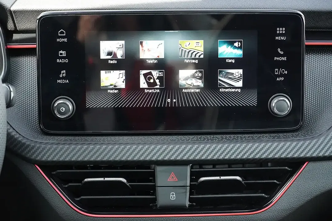 Skoda Kamiq 1.5 TSI DSG Monte Carlo - Thumbnail 12