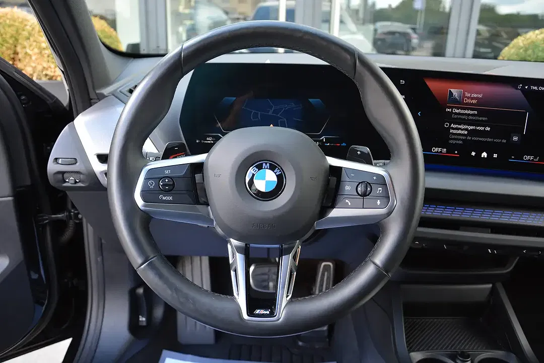 BMW 120 M Performance - Thumbnail 11