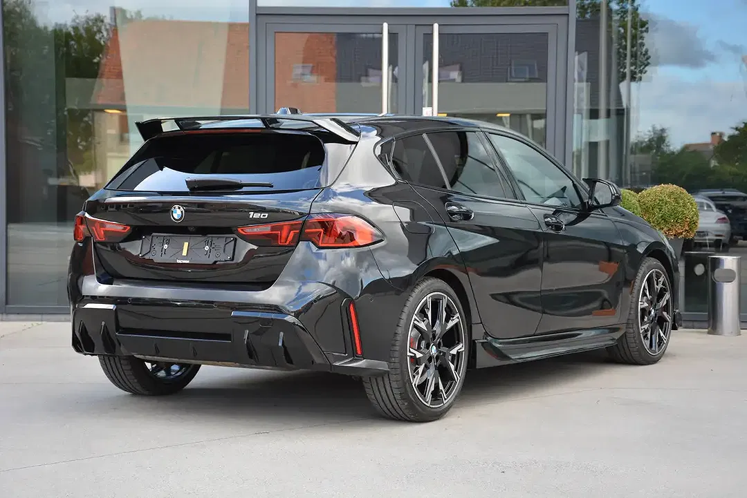 BMW 120 M Performance - Thumbnail 5