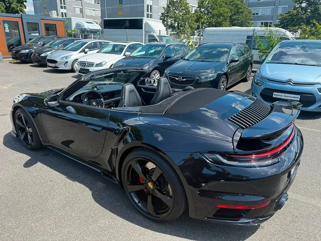 Porsche 911 Turbo Cabriolet - Thumbnail 9