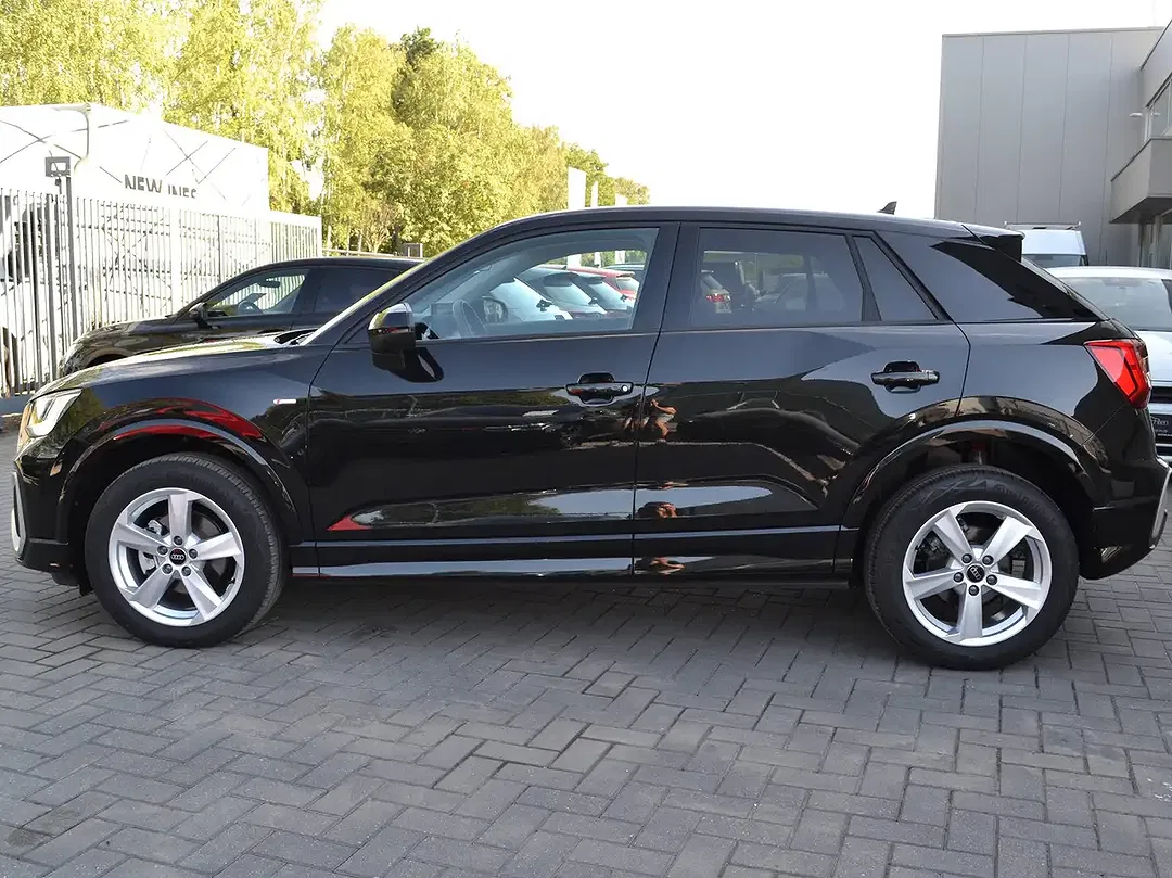 Audi Q2 35 TFSI S tronic S line - Thumbnail 4