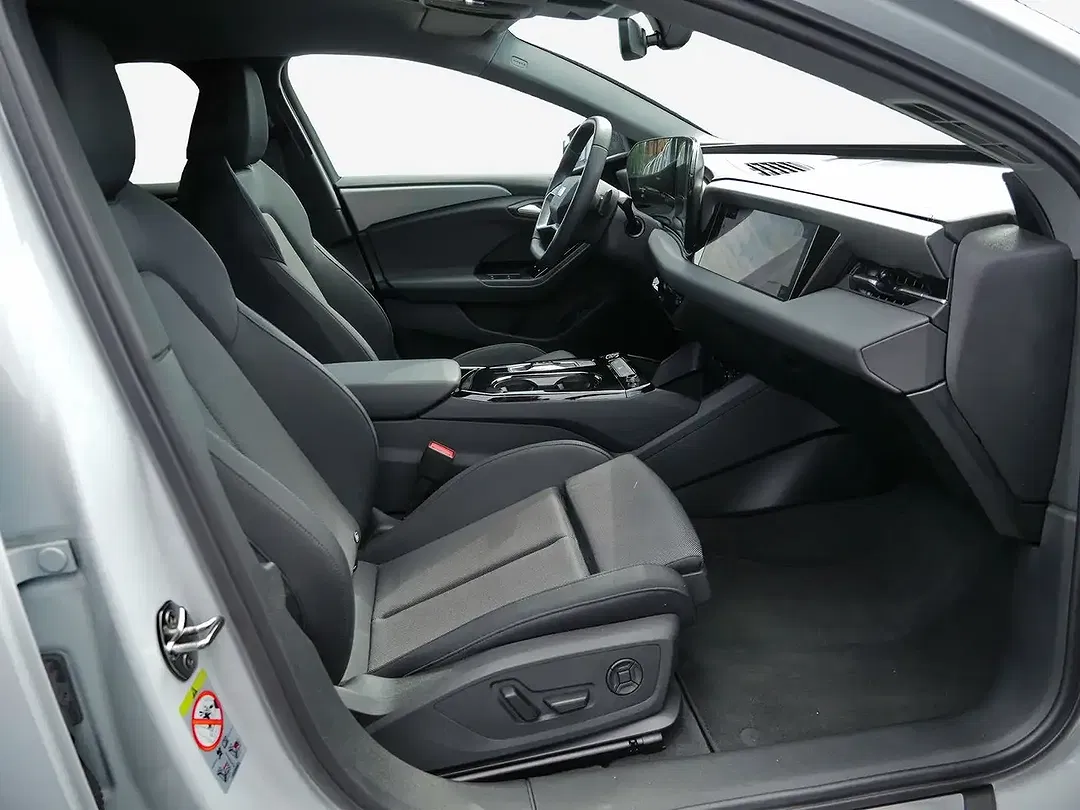 Audi A6 e-tron S line - Thumbnail 3