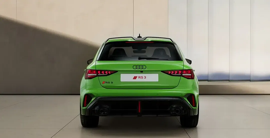 Audi RS3 S tronic RS Sportback - Thumbnail 4