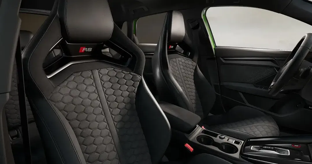 Audi RS3 S tronic RS Sportback - Thumbnail 8
