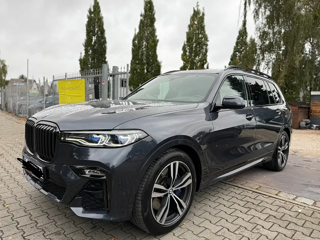 BMW X7 M M50 - foto 1