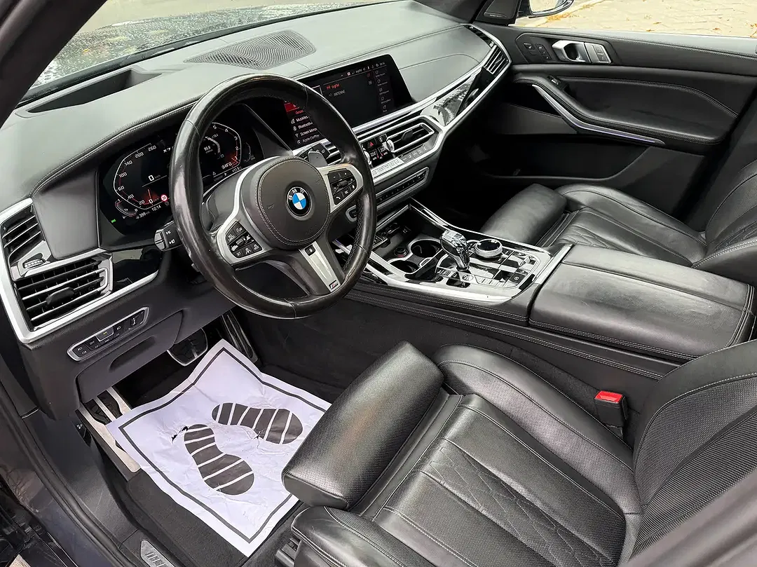 BMW X7 M M50 - Thumbnail 7