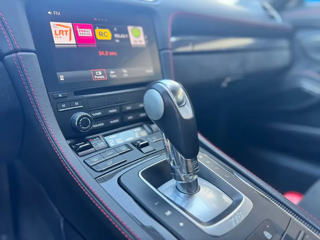 Porsche Cayman - Thumbnail 14