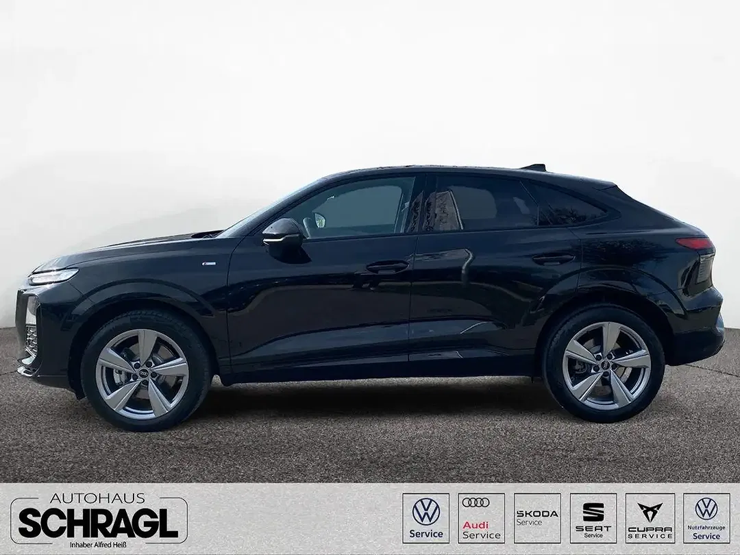 Audi Q3 40 TFSI quattro Sportback S line - Thumbnail 2