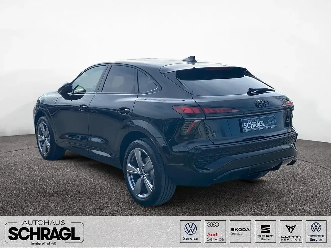 Audi Q3 40 TFSI quattro Sportback S line - Thumbnail 3