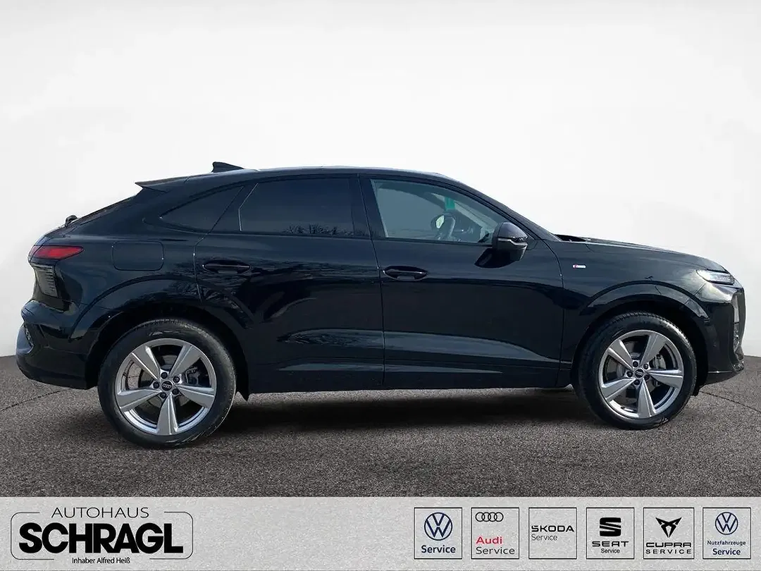 Audi Q3 40 TFSI quattro Sportback S line - Thumbnail 6