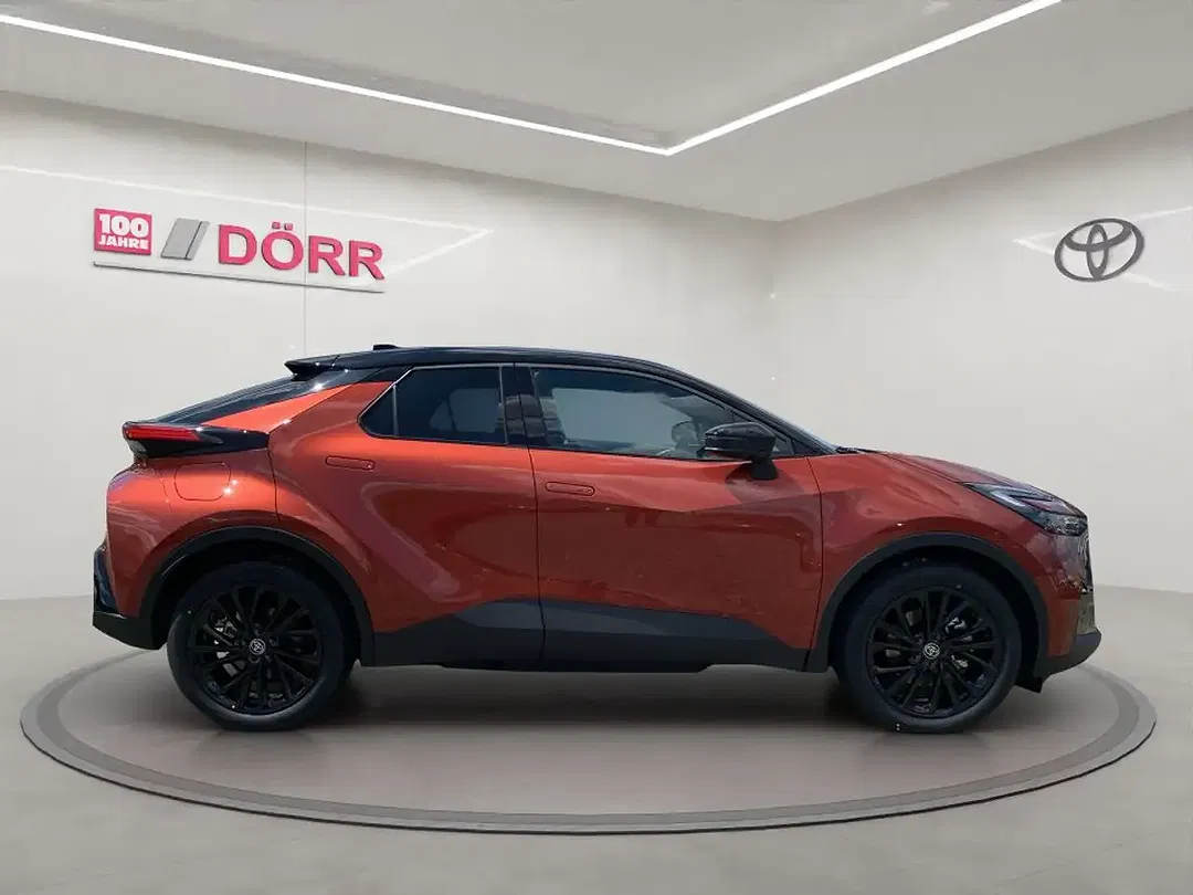 Toyota C-HR PHEV GR Sport - Thumbnail 6