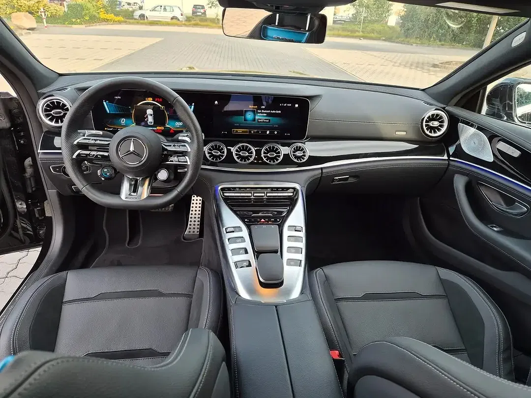 Mercedes-Benz AMG GT 43 - Thumbnail 11