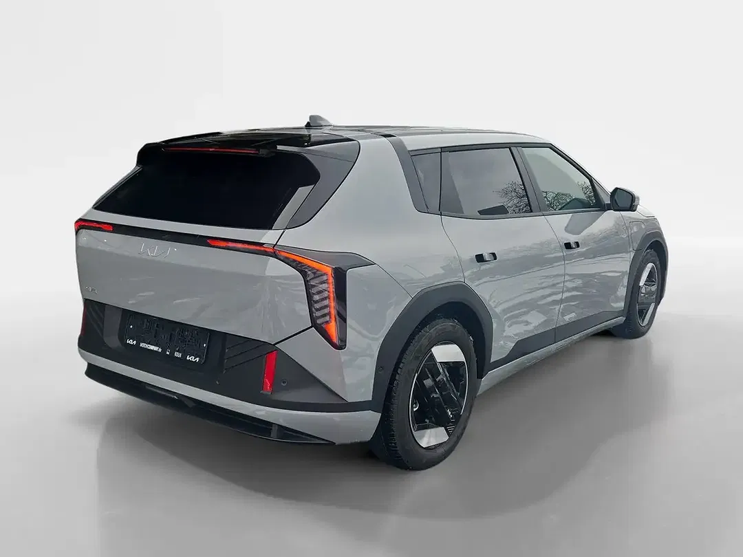 Kia EV4 Earth - Thumbnail 4