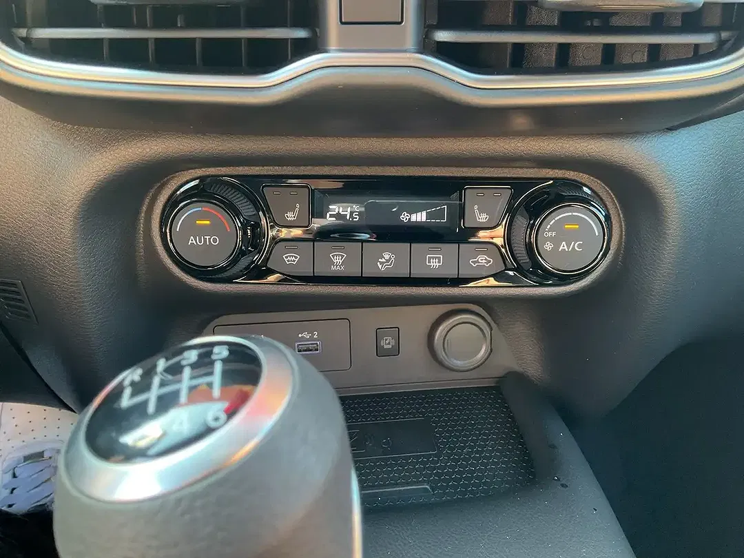 Nissan Juke 1.0 N-Connecta - Thumbnail 14